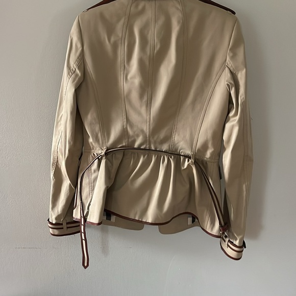 New with tags, belted Burberry short coat - Picture 2 of 3